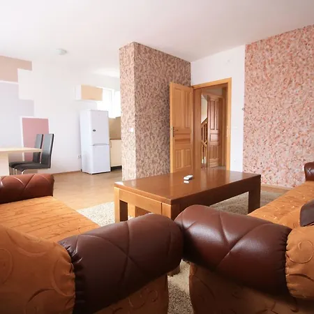 Villa Musafir *